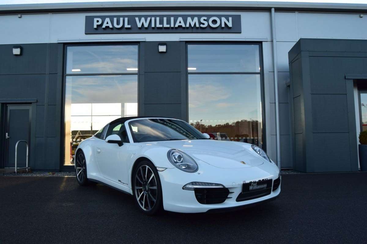 Check out this Porsche 911 2015 Petrol Automatic