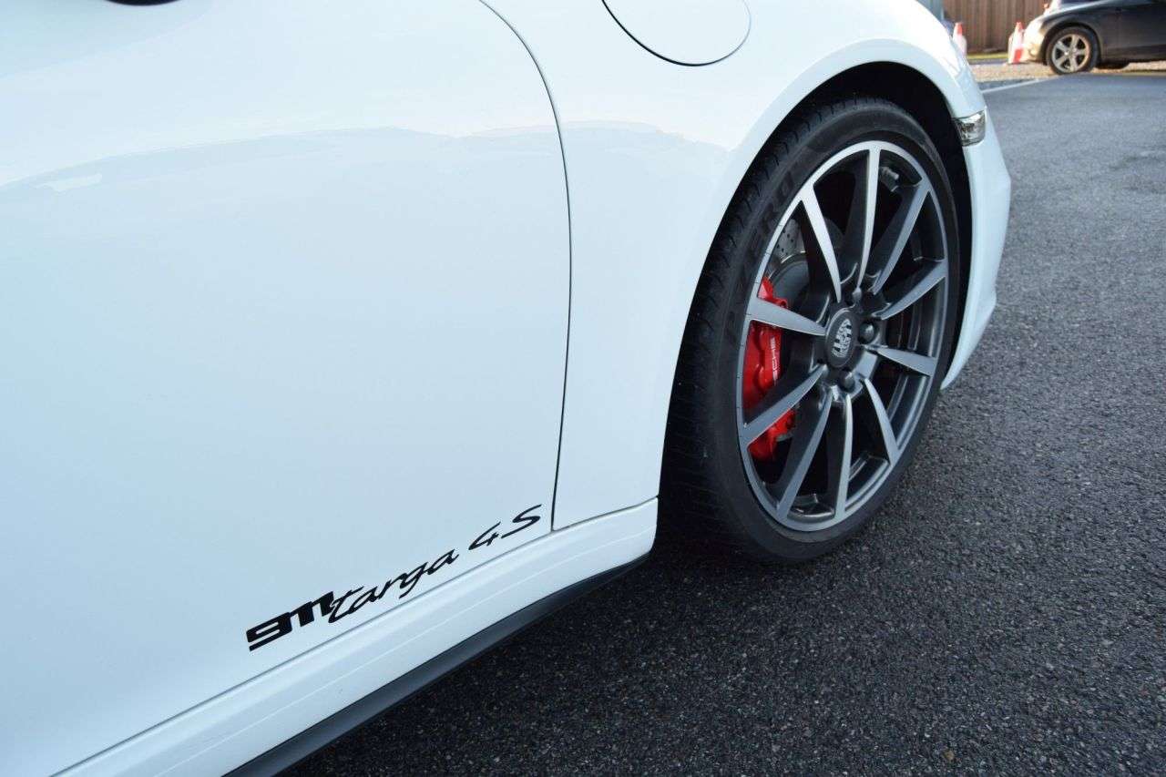 2015 PORSCHE 911 2015 PORSCHE 911