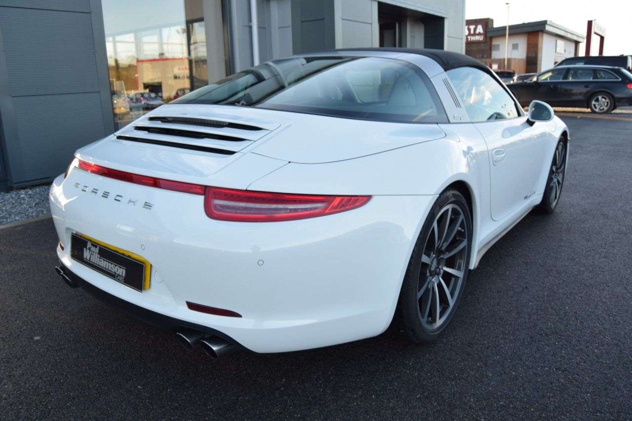 2015 PORSCHE 911 2015 PORSCHE 911