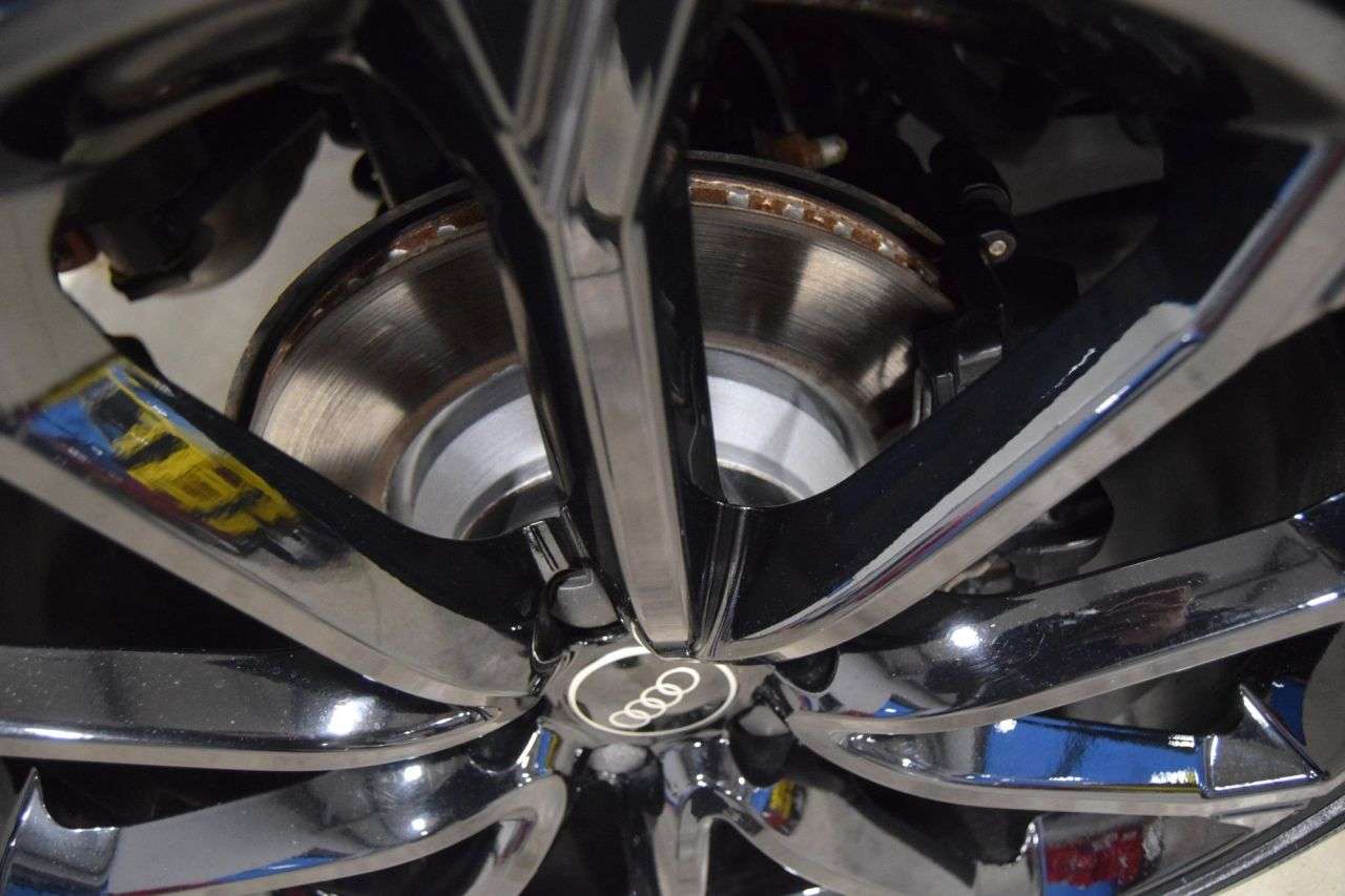 null AUDI RS Q3 null AUDI RS Q3