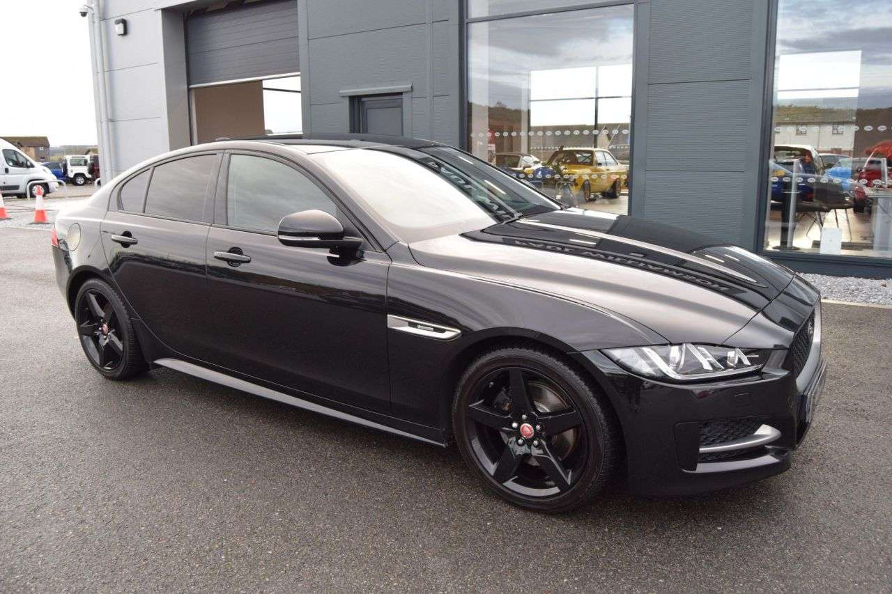 2021 JAGUAR XE 2021 JAGUAR XE