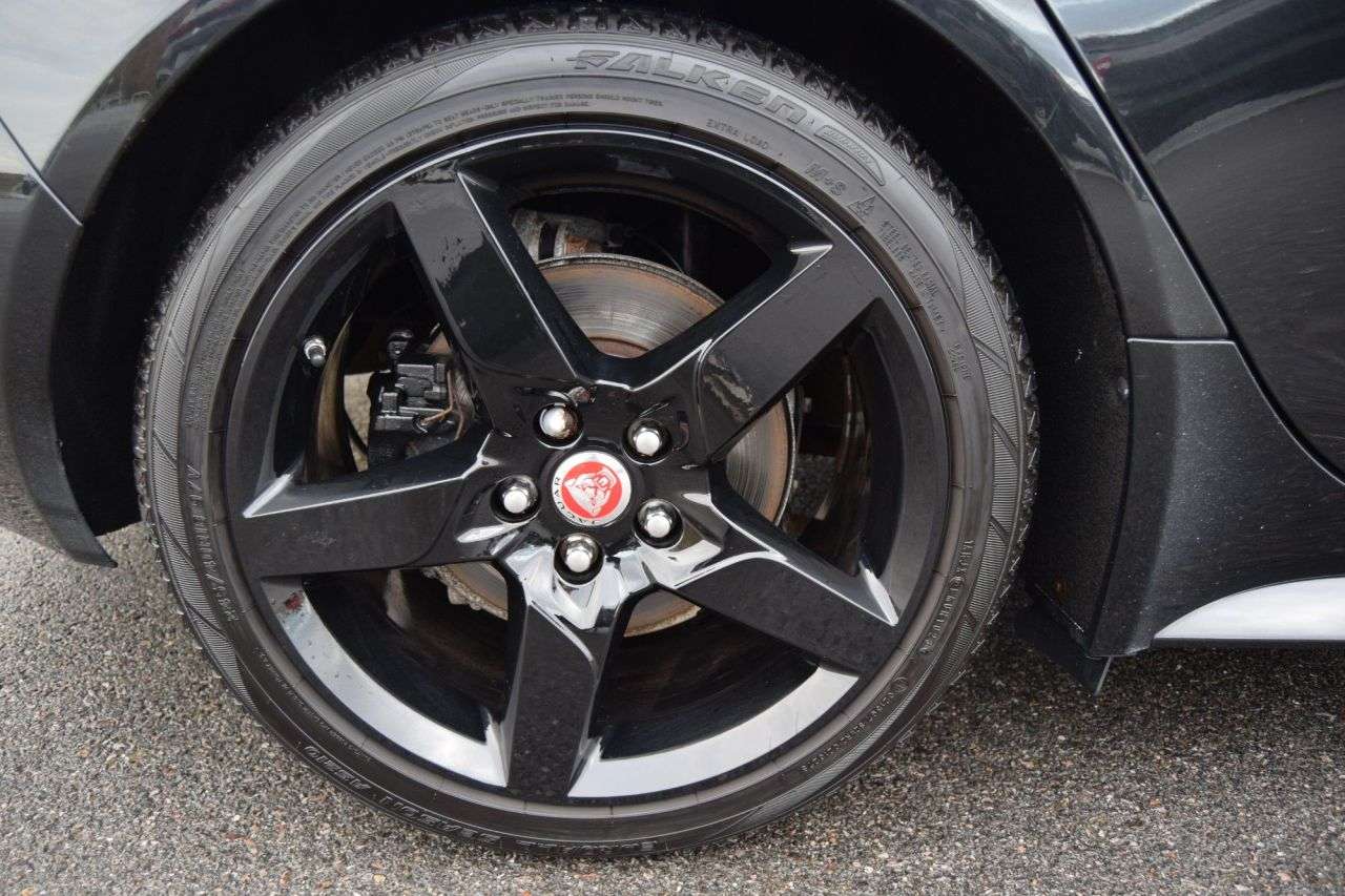 2021 JAGUAR XE 2021 JAGUAR XE