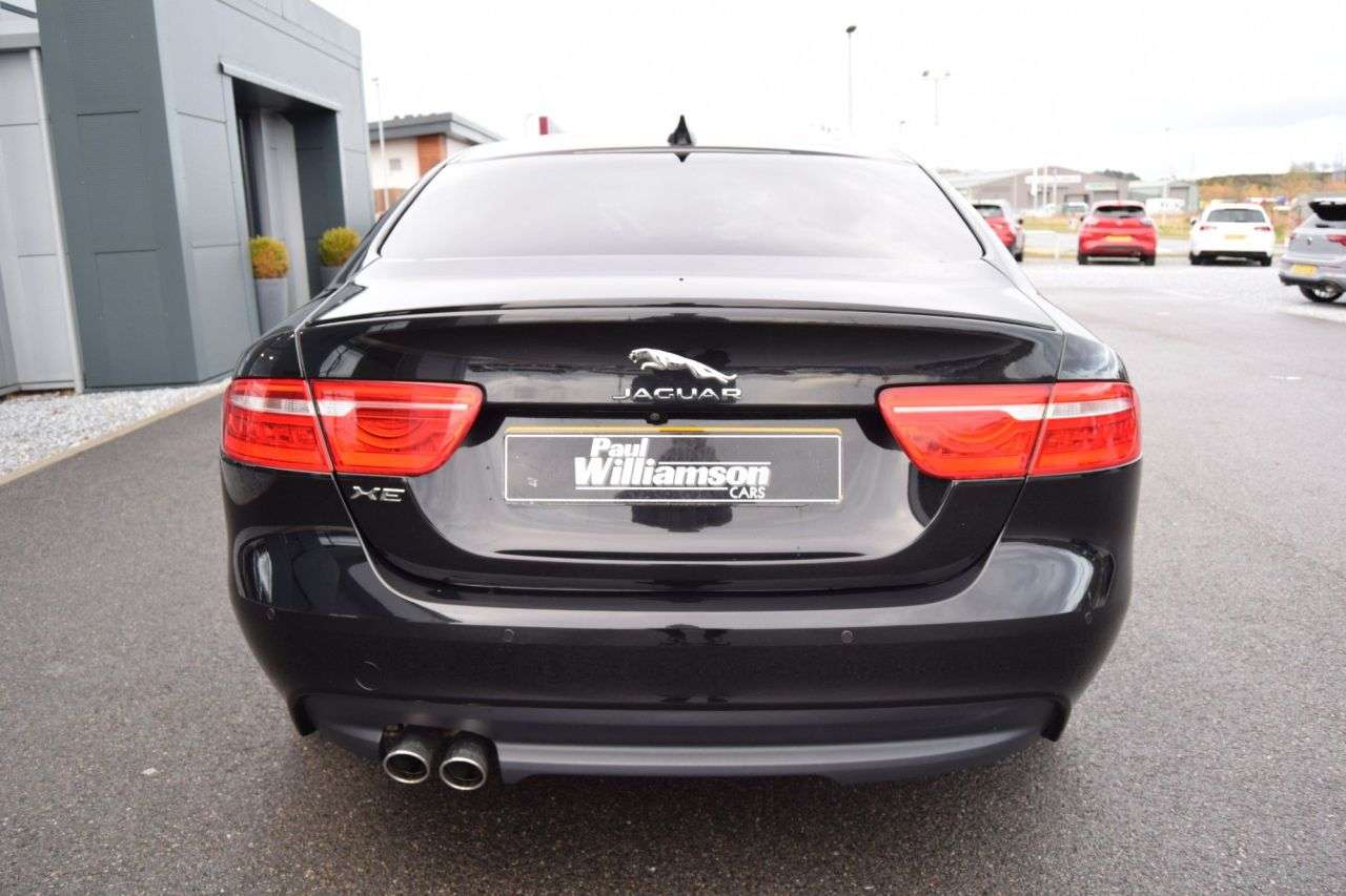2021 JAGUAR XE 2021 JAGUAR XE