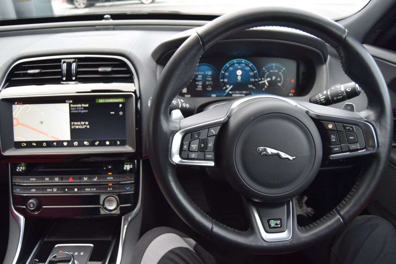 2021 JAGUAR XE 2021 JAGUAR XE