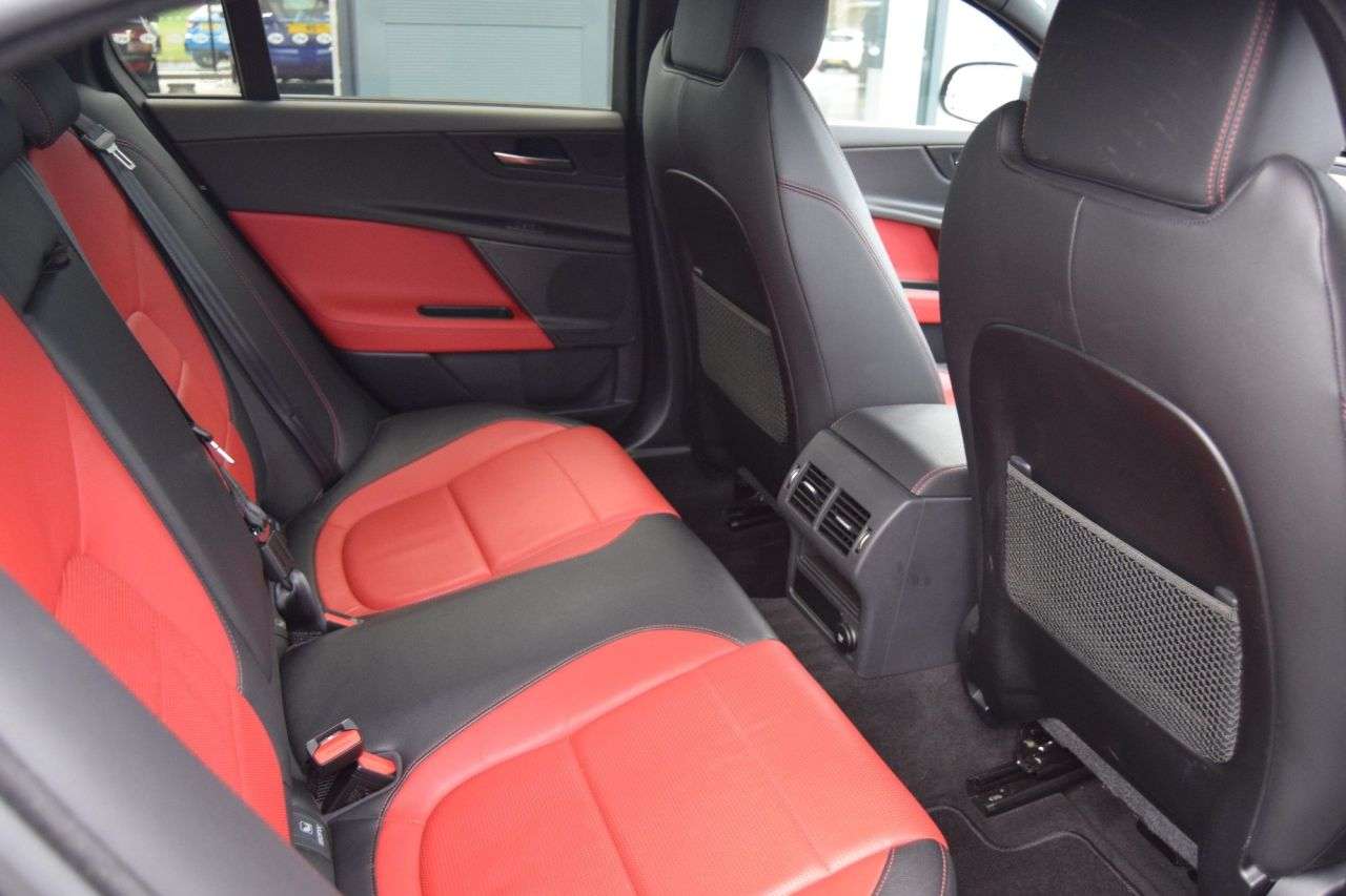 2021 JAGUAR XE 2021 JAGUAR XE