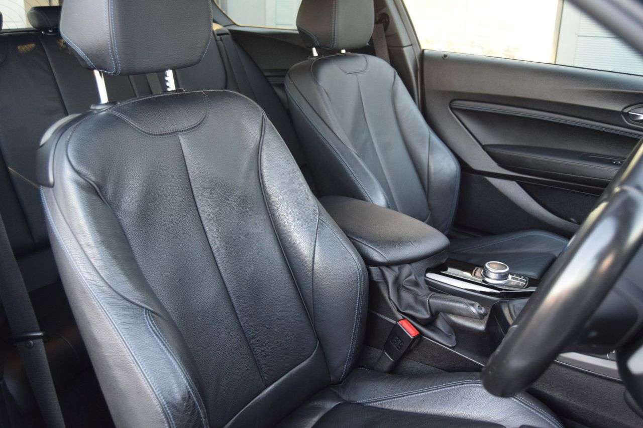 null BMW 1 SERIES null BMW 1 SERIES