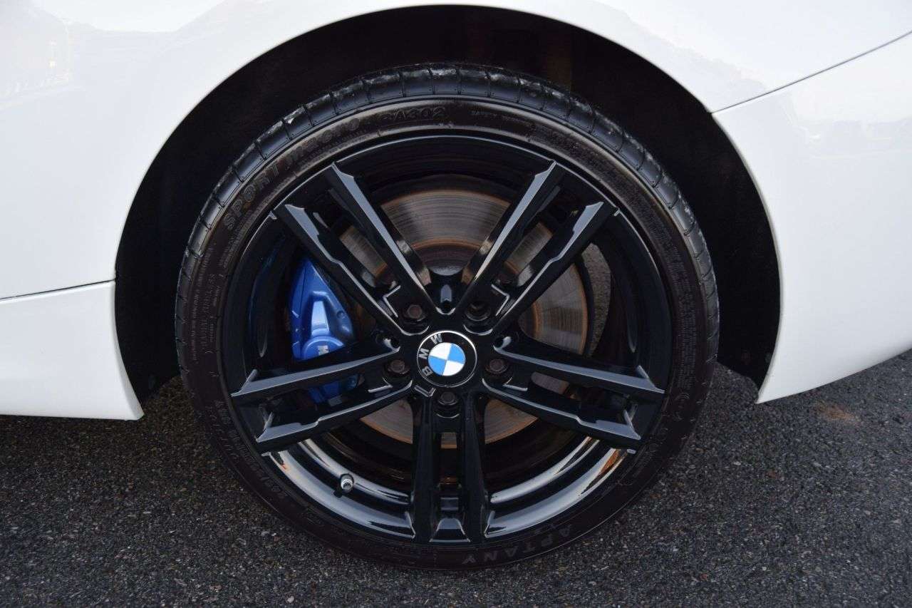 null BMW 1 SERIES null BMW 1 SERIES