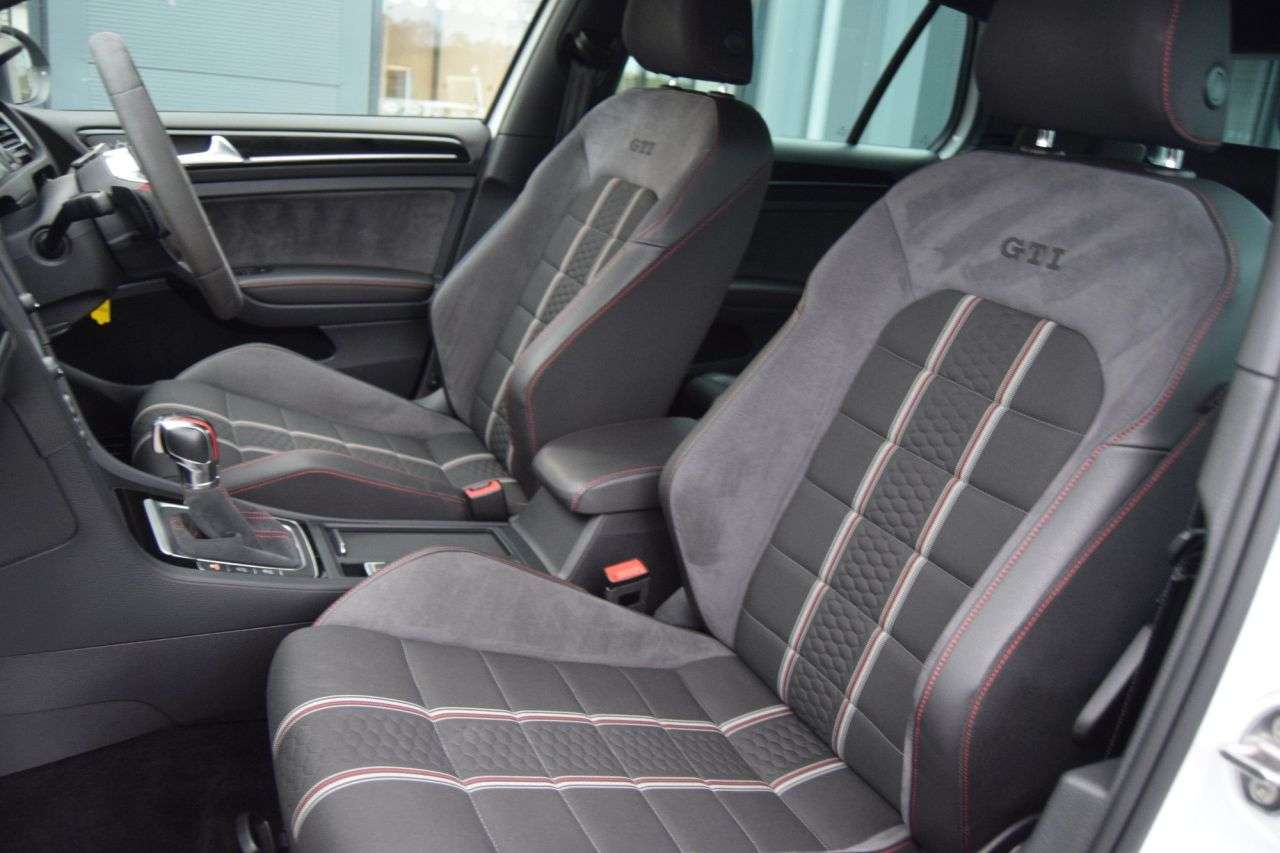 2016 VOLKSWAGEN GOLF 2016 VOLKSWAGEN GOLF