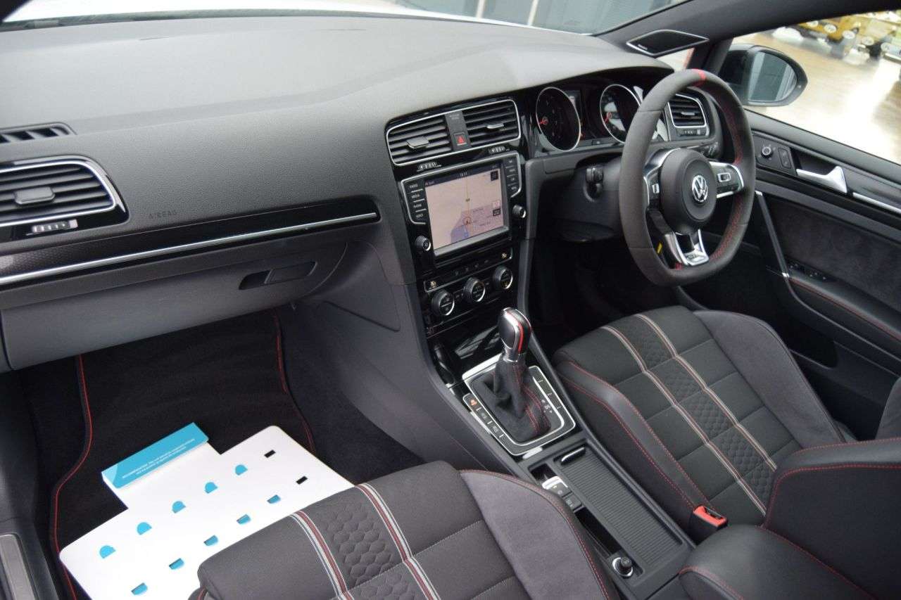 2016 VOLKSWAGEN GOLF 2016 VOLKSWAGEN GOLF