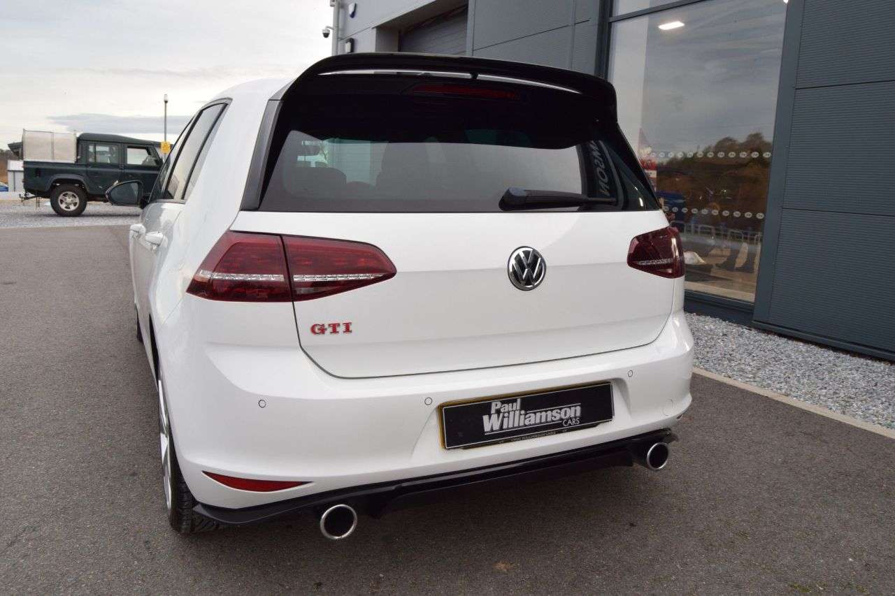2016 VOLKSWAGEN GOLF 2016 VOLKSWAGEN GOLF