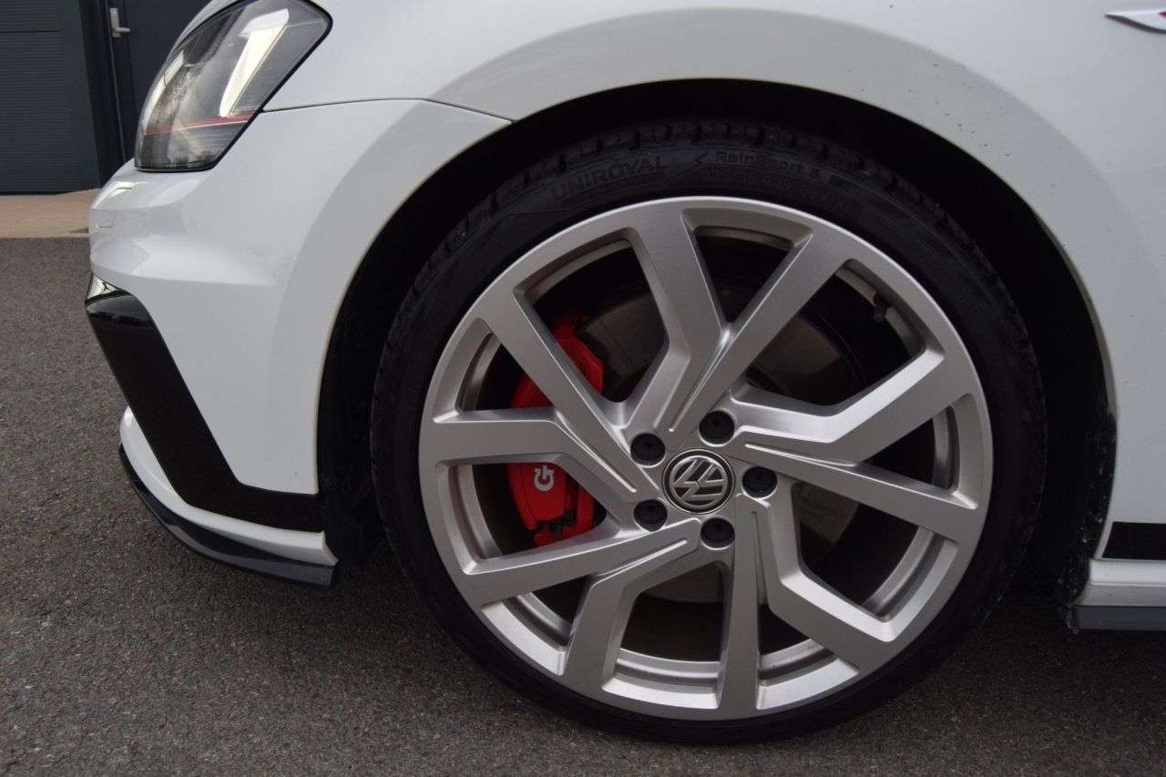 2016 VOLKSWAGEN GOLF 2016 VOLKSWAGEN GOLF