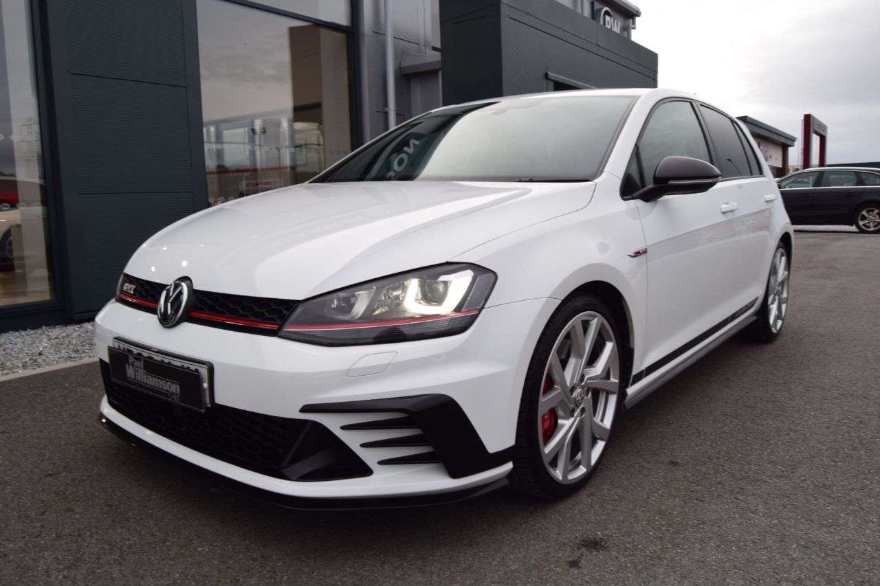 2016 VOLKSWAGEN GOLF 2016 VOLKSWAGEN GOLF