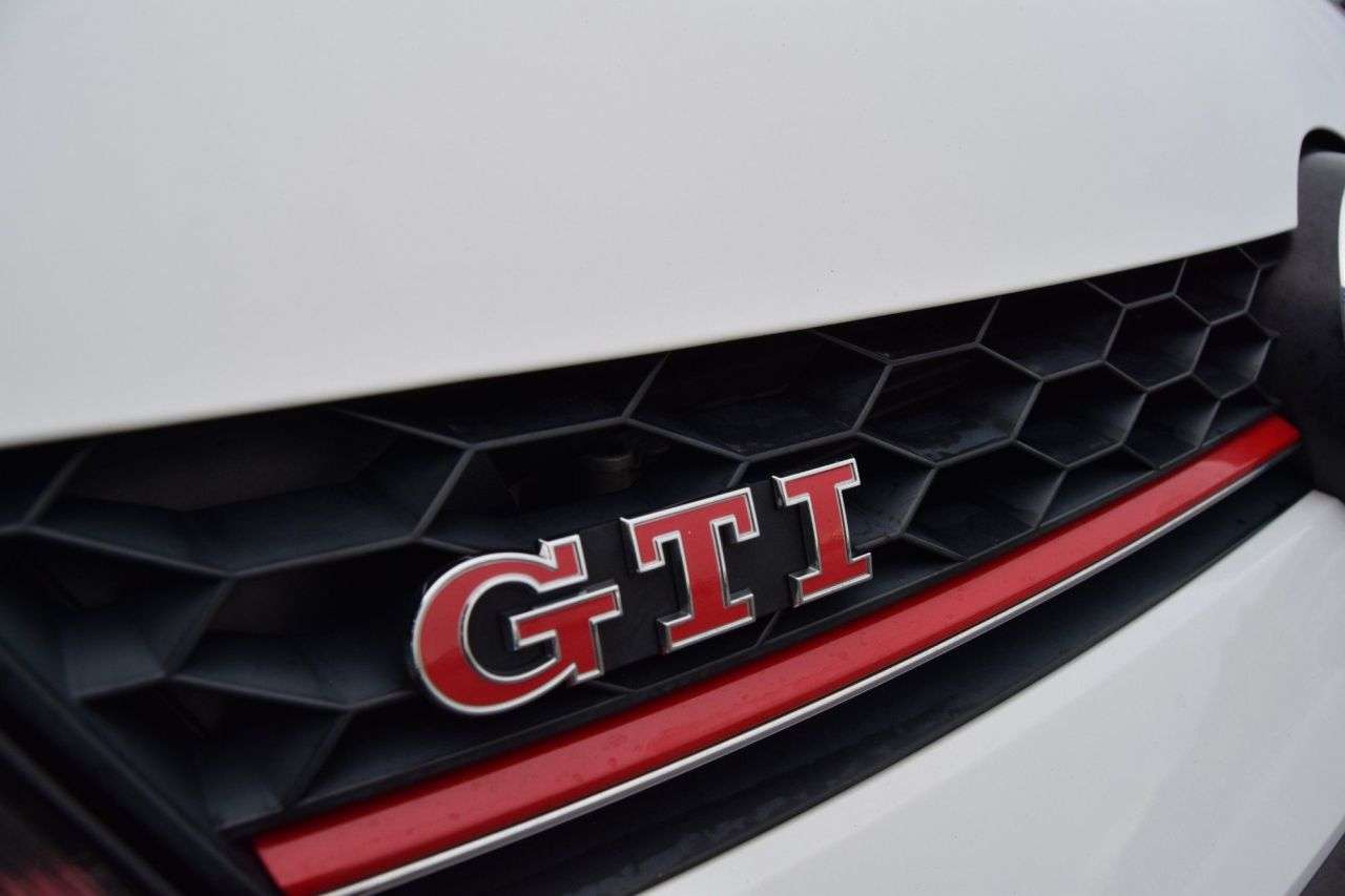 2016 VOLKSWAGEN GOLF 2016 VOLKSWAGEN GOLF