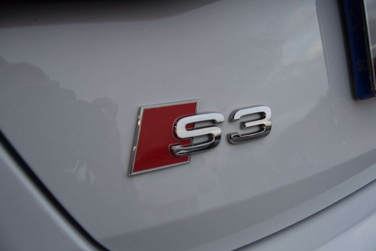 2021 AUDI S3 2021 AUDI S3