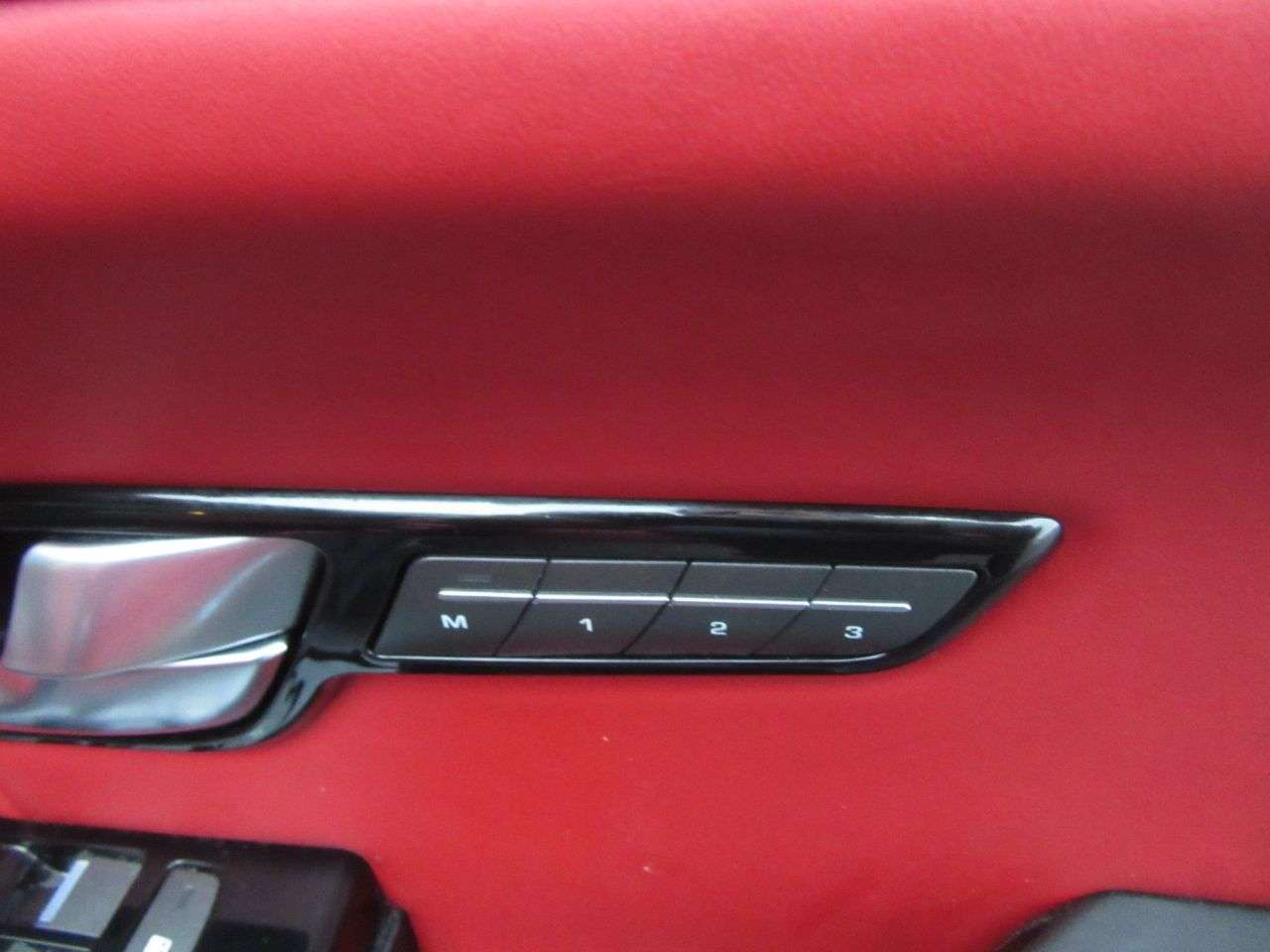 2019 LAND ROVER RANGE ROVER EVOQUE 2019 LAND ROVER RANGE ROVER EVOQUE