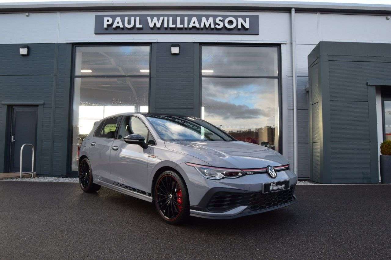 A 2022 VOLKSWAGEN GOLF 2.0 TSI GTI Clubsport 45 Hatchback 5dr Petrol DSG Euro 6 (s/s) (300 ps) A 2022 VOLKSWAGEN GOLF 2.0 TSI GTI Clubsport 45 Hatchback 5dr Petrol DSG Euro 6 (s/s) (300 ps)