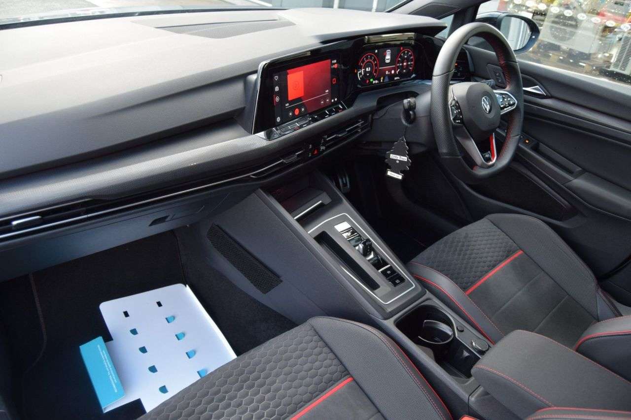 2022 VOLKSWAGEN GOLF 2022 VOLKSWAGEN GOLF