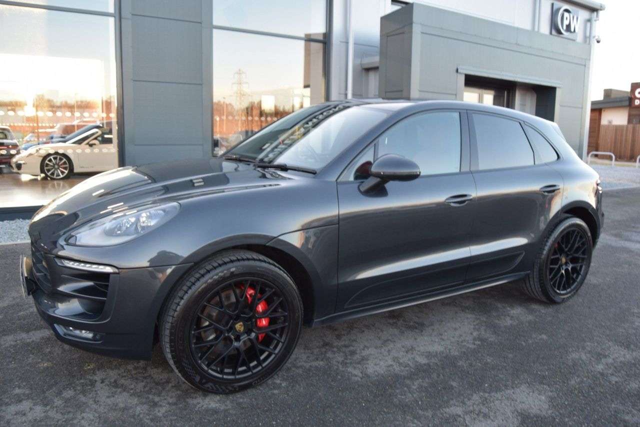 2017 PORSCHE MACAN 2017 PORSCHE MACAN