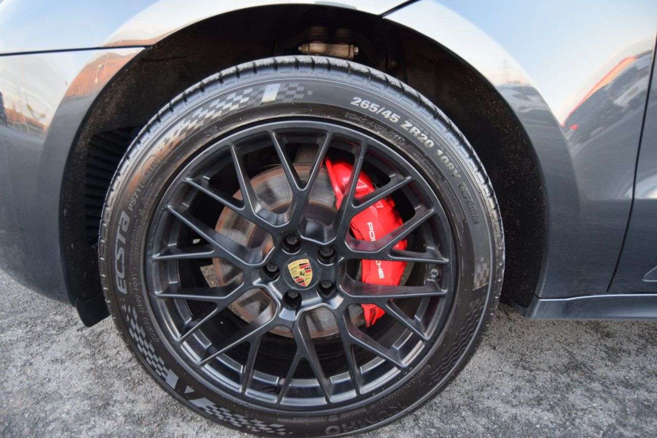 2017 PORSCHE MACAN 2017 PORSCHE MACAN