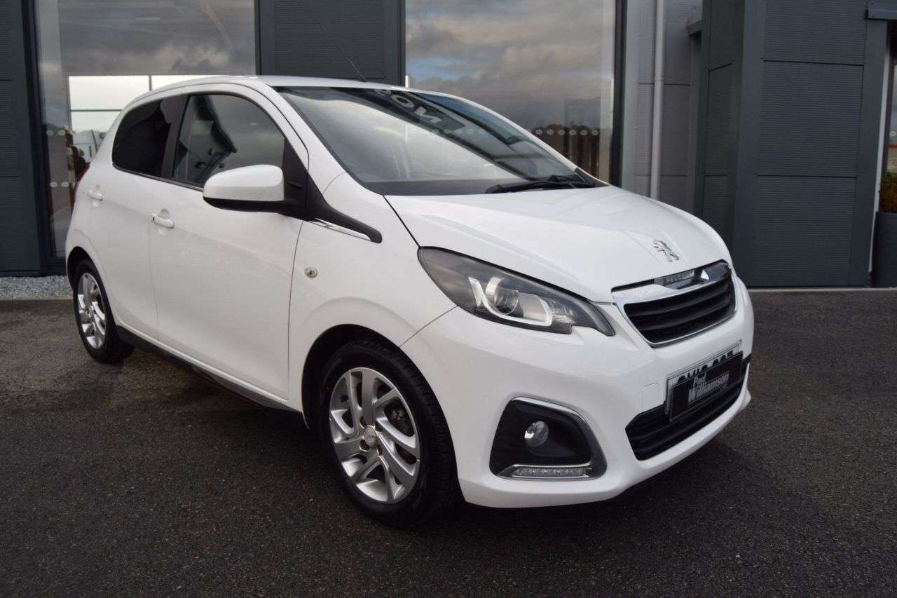 A 2016 PEUGEOT 108 1.2 PureTech Allure Hatchback 5dr Petrol Manual Euro 6 (82 ps) A 2016 PEUGEOT 108 1.2 PureTech Allure Hatchback 5dr Petrol Manual Euro 6 (82 ps)