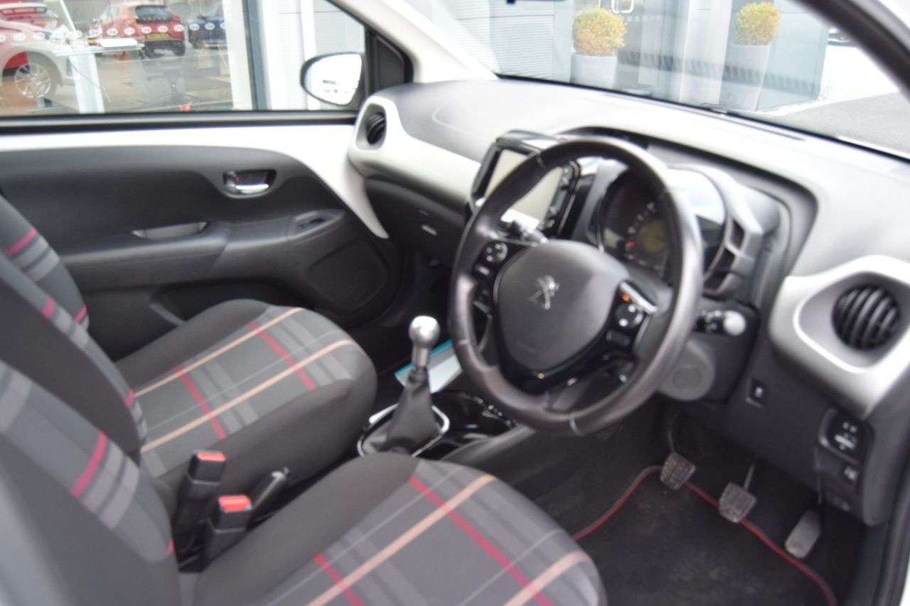 2016 PEUGEOT 108 2016 PEUGEOT 108