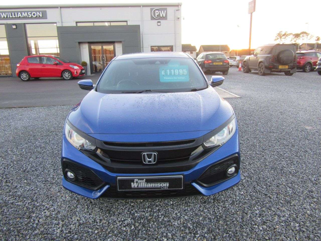 A 2018 HONDA CIVIC 1.0 VTEC Turbo SR Hatchback 5dr Petrol CVT Euro 6 (s/s) (126 ps) A 2018 HONDA CIVIC 1.0 VTEC Turbo SR Hatchback 5dr Petrol CVT Euro 6 (s/s) (126 ps)