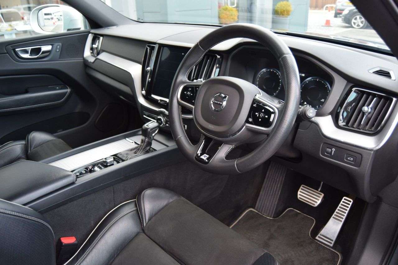 2018 VOLVO XC60 2018 VOLVO XC60