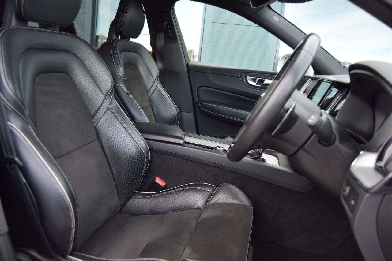 2018 VOLVO XC60 2018 VOLVO XC60