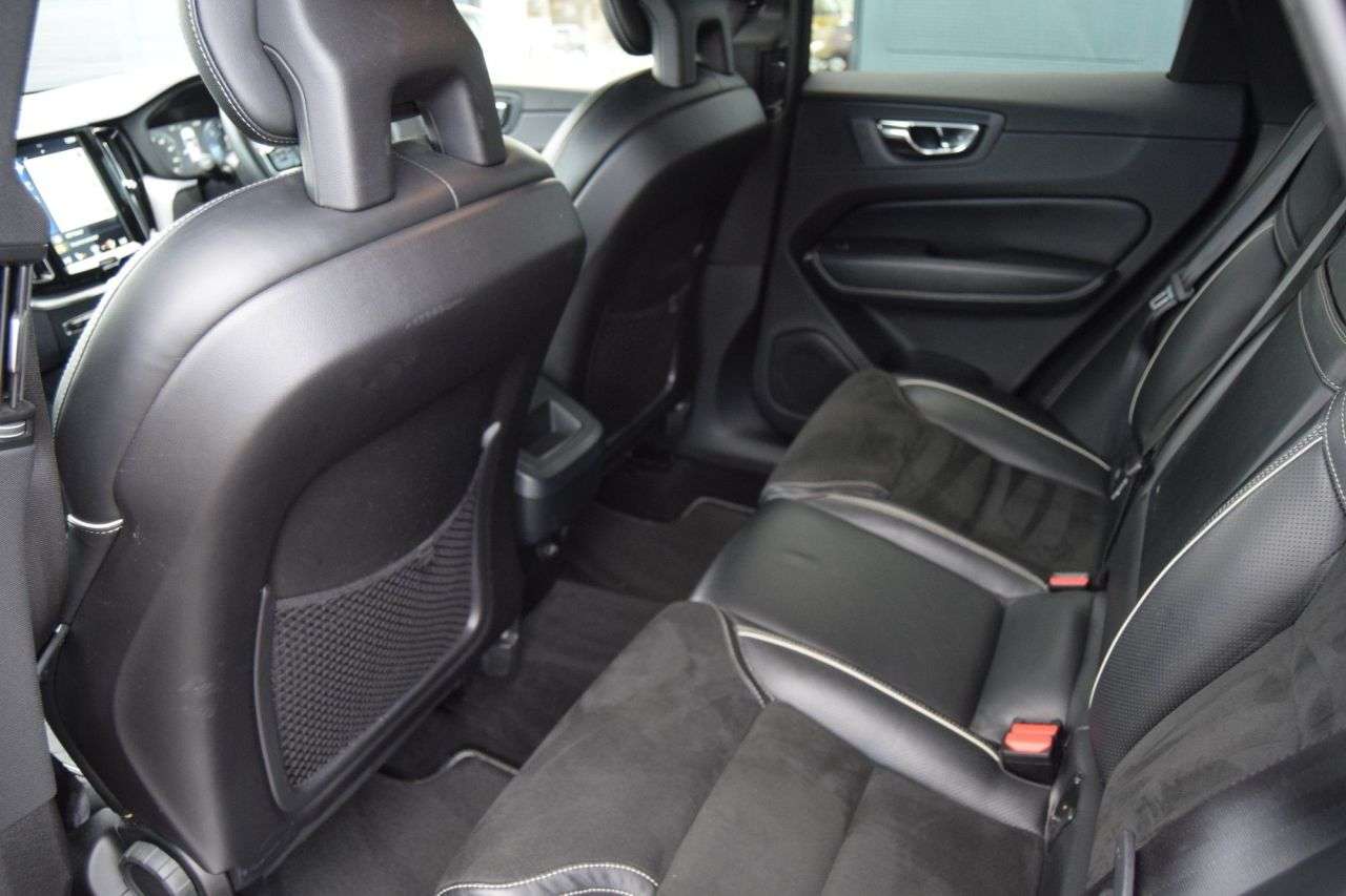 2018 VOLVO XC60 2018 VOLVO XC60