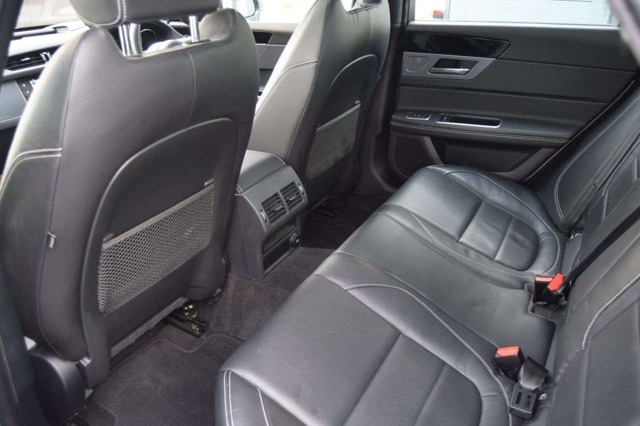 2016 JAGUAR XF 2016 JAGUAR XF