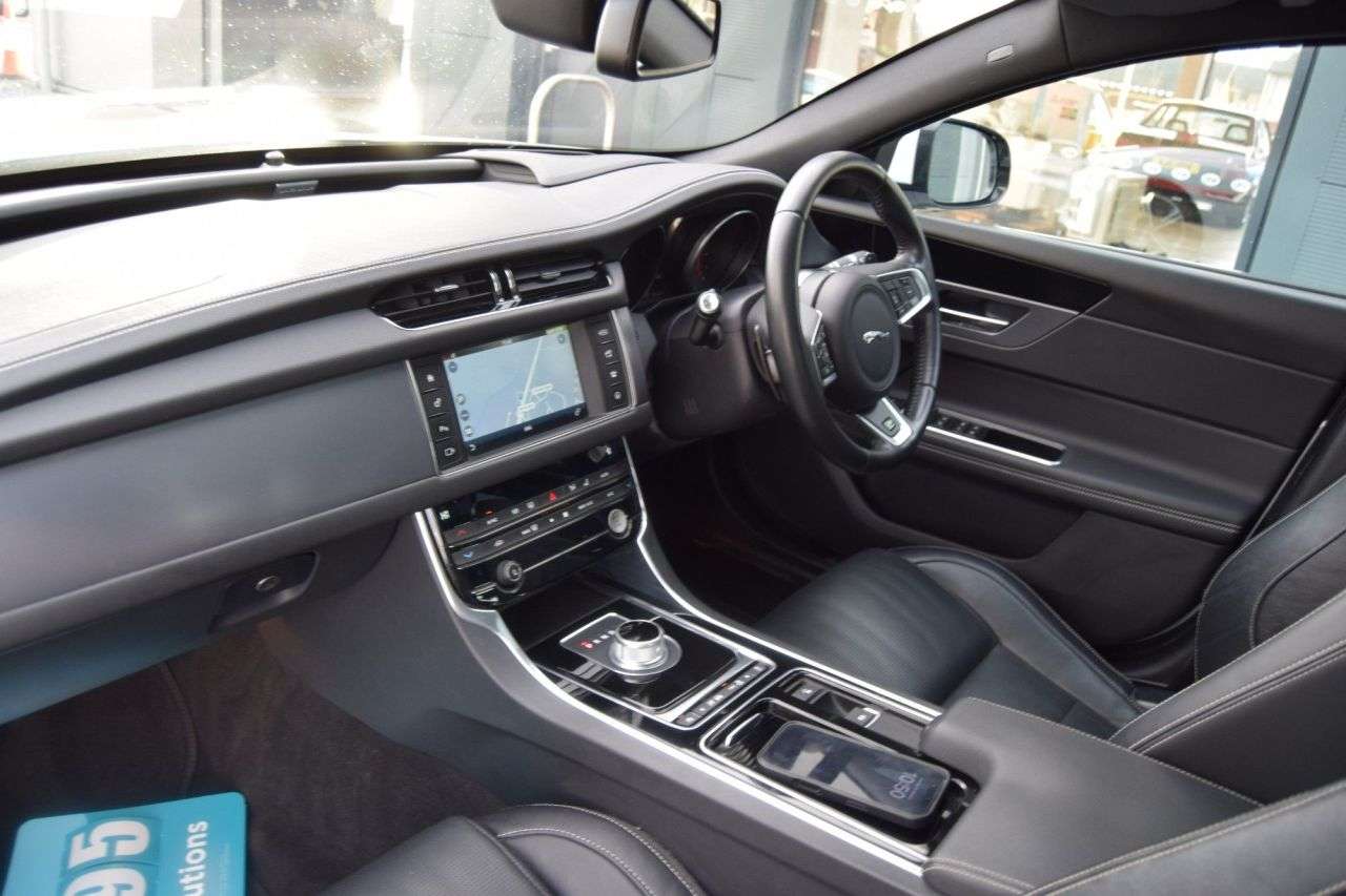 2016 JAGUAR XF 2016 JAGUAR XF