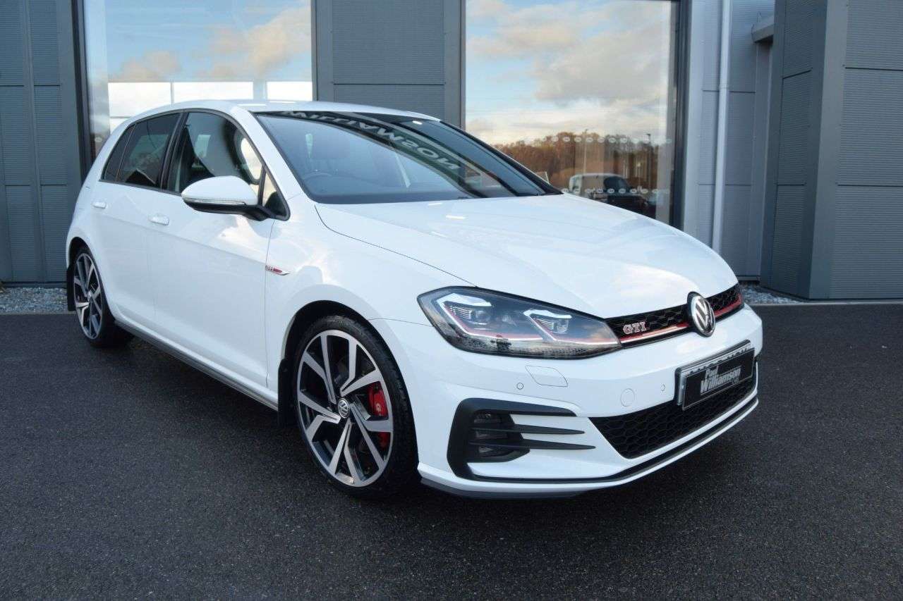 A 2020 VOLKSWAGEN GOLF 2.0 TSI GPF GTI Performance Hatchback 5dr Petrol DSG Euro 6 (s/s) (245 ps) A 2020 VOLKSWAGEN GOLF 2.0 TSI GPF GTI Performance Hatchback 5dr Petrol DSG Euro 6 (s/s) (245 ps)
