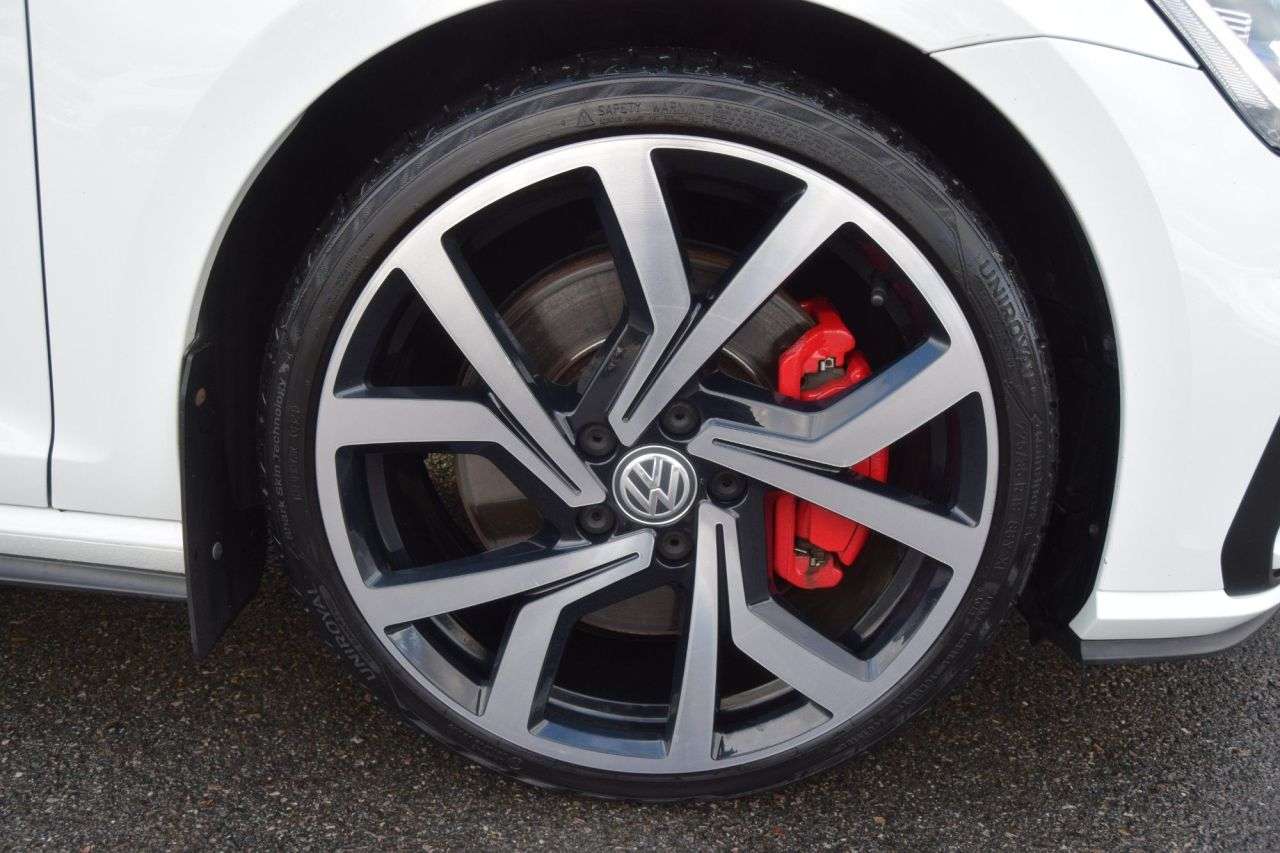 2020 VOLKSWAGEN GOLF 2020 VOLKSWAGEN GOLF