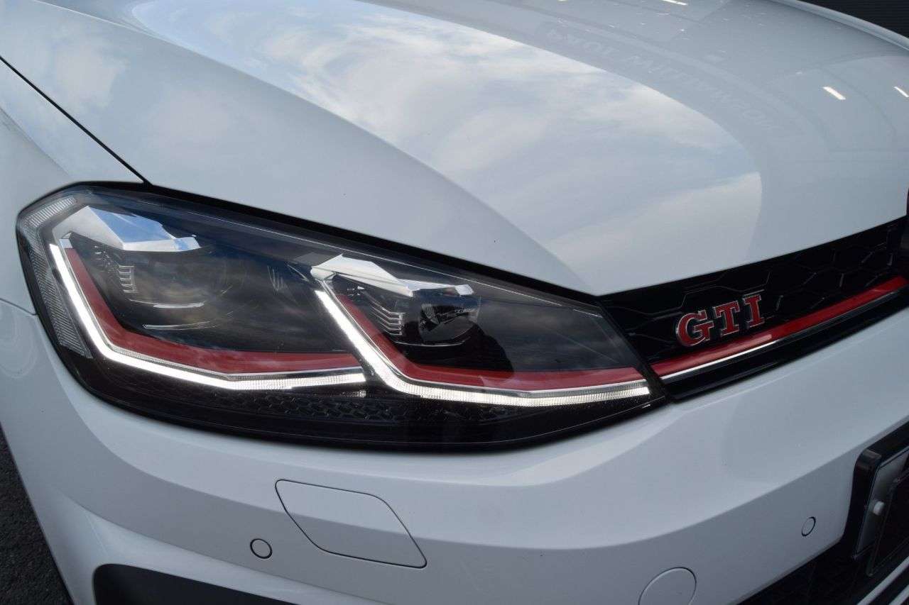 2020 VOLKSWAGEN GOLF 2020 VOLKSWAGEN GOLF