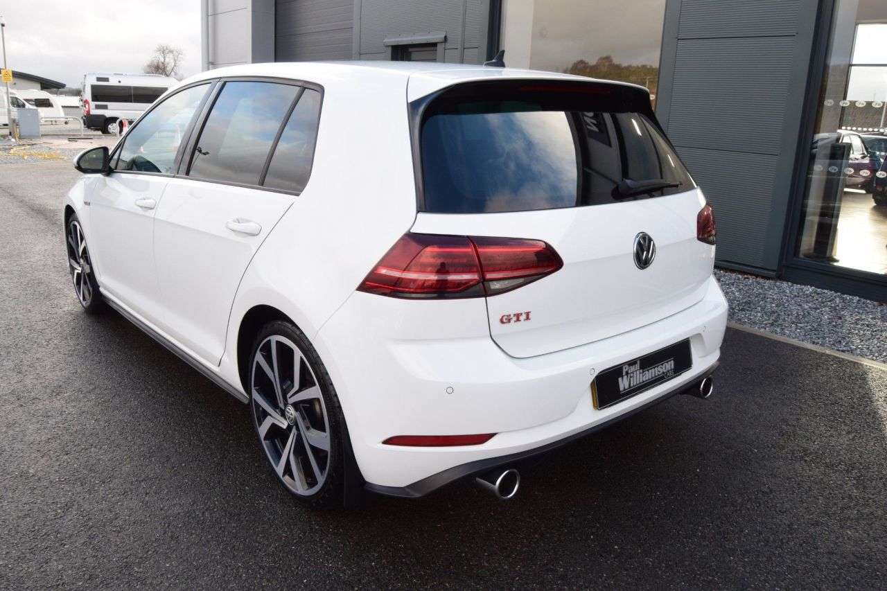 2020 VOLKSWAGEN GOLF 2020 VOLKSWAGEN GOLF