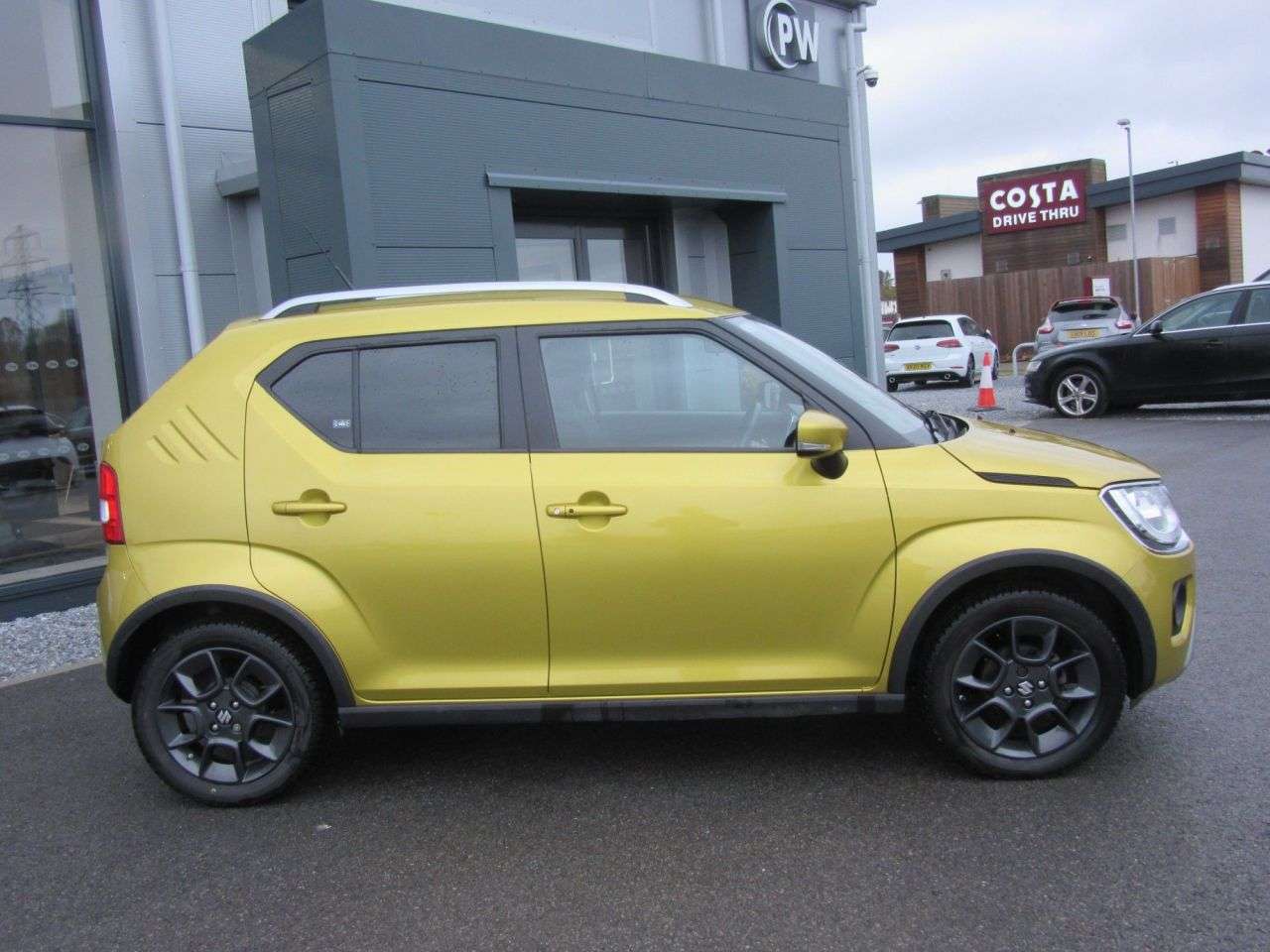 A 2021 SUZUKI IGNIS 1.2 Dualjet MHEV SZ5 Hatchback 5dr Petrol Hybrid CVT Euro 6 (s/s) (83 ps) A 2021 SUZUKI IGNIS 1.2 Dualjet MHEV SZ5 Hatchback 5dr Petrol Hybrid CVT Euro 6 (s/s) (83 ps)