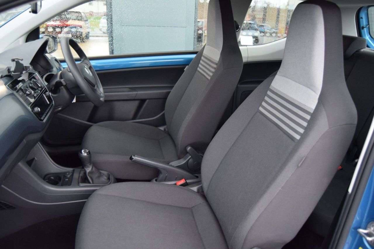 2021 VOLKSWAGEN UP! 2021 VOLKSWAGEN UP!