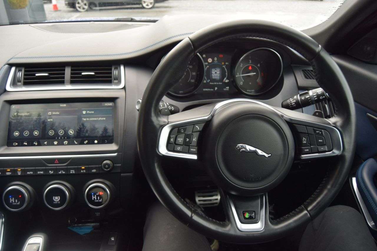 2018 JAGUAR E-PACE 2018 JAGUAR E-PACE