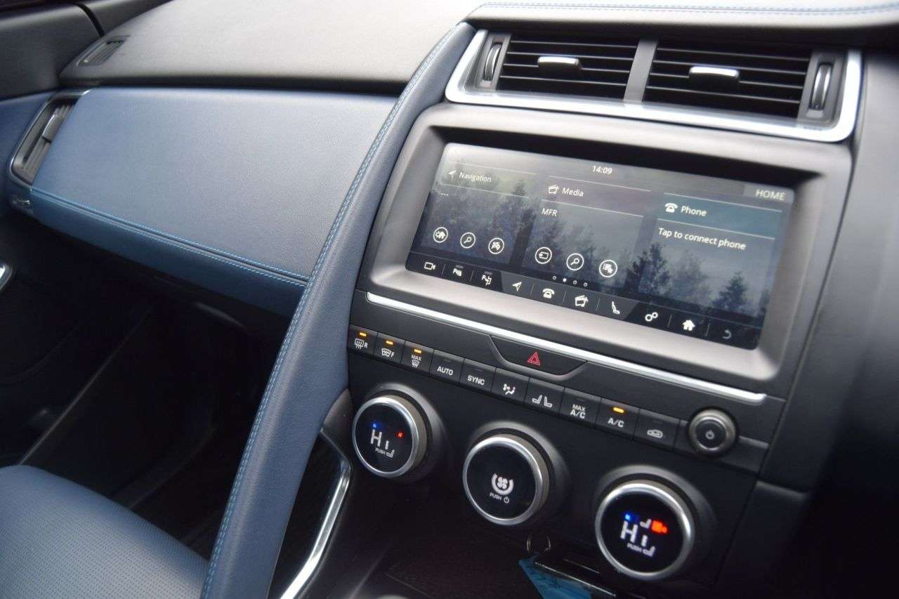 2018 JAGUAR E-PACE 2018 JAGUAR E-PACE