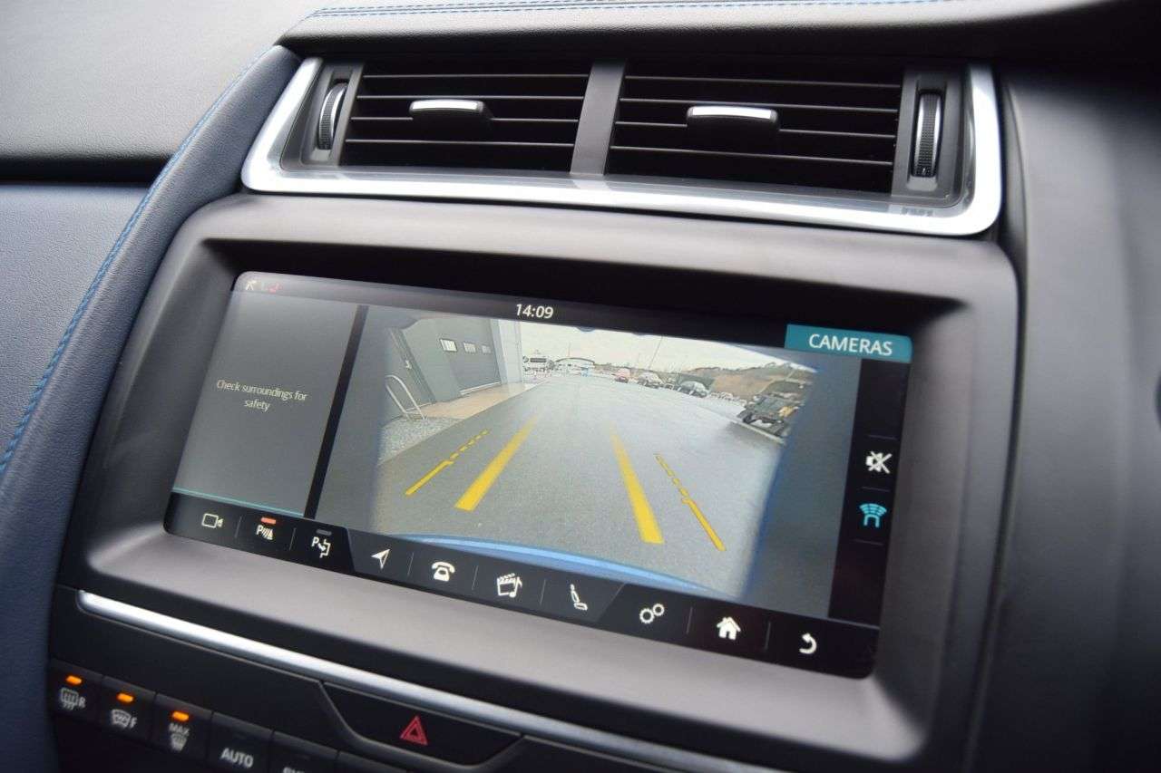 2018 JAGUAR E-PACE 2018 JAGUAR E-PACE