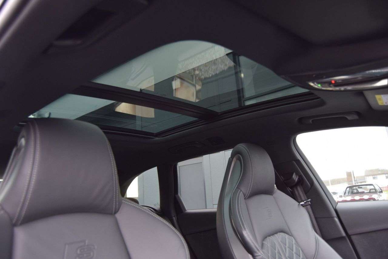 2019 AUDI S4 AVANT 2019 AUDI S4 AVANT