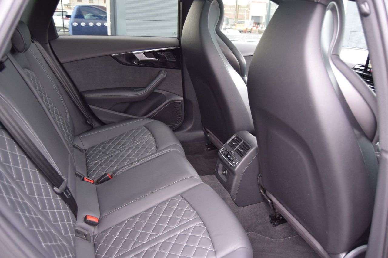 2019 AUDI S4 AVANT 2019 AUDI S4 AVANT