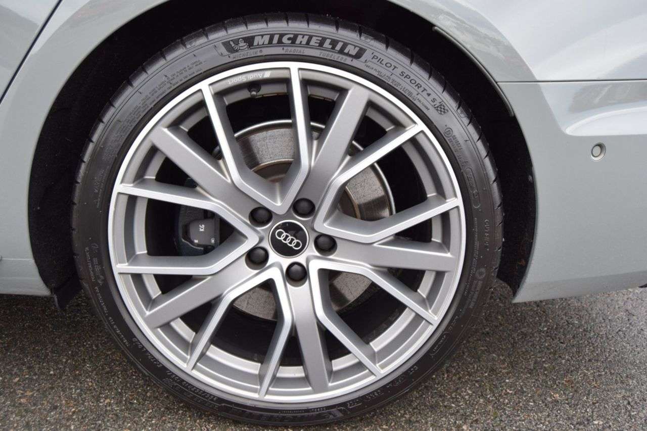 2019 AUDI S4 AVANT 2019 AUDI S4 AVANT