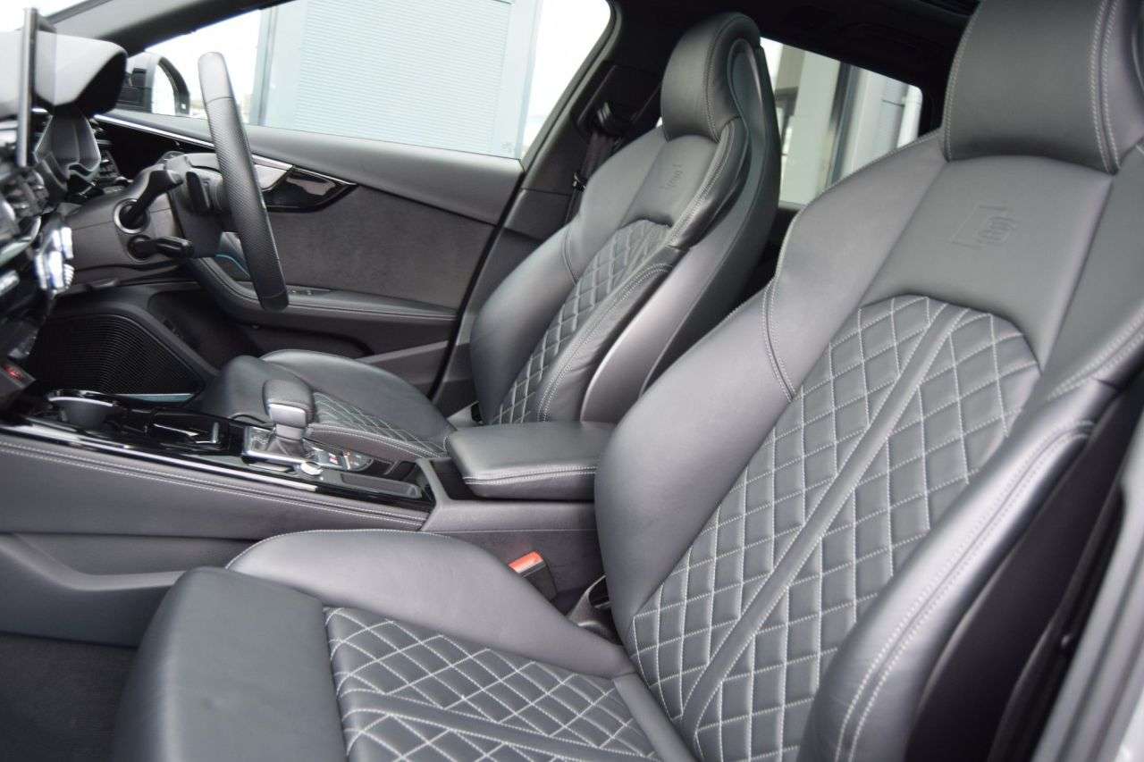 2019 AUDI S4 AVANT 2019 AUDI S4 AVANT