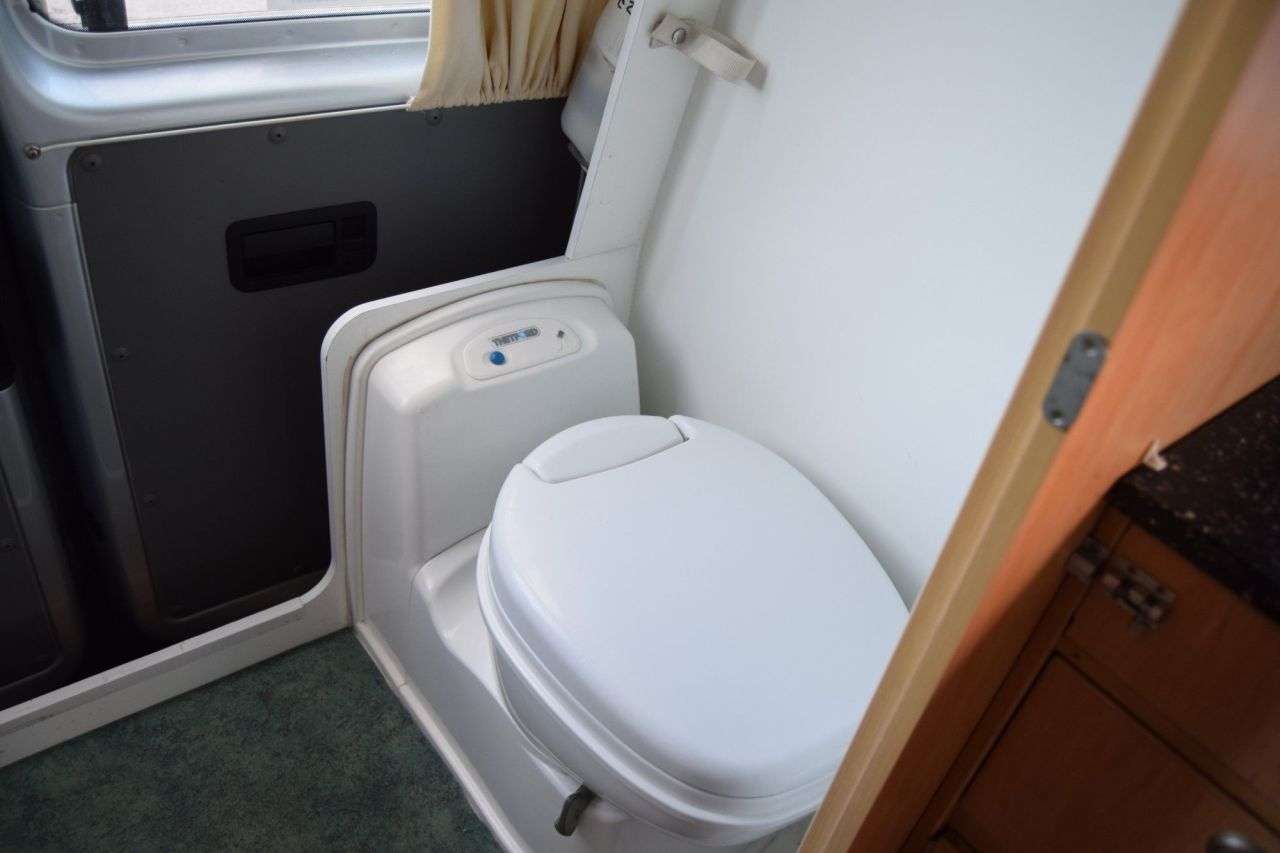 2010 VOLKSWAGEN 2010 VOLKSWAGEN