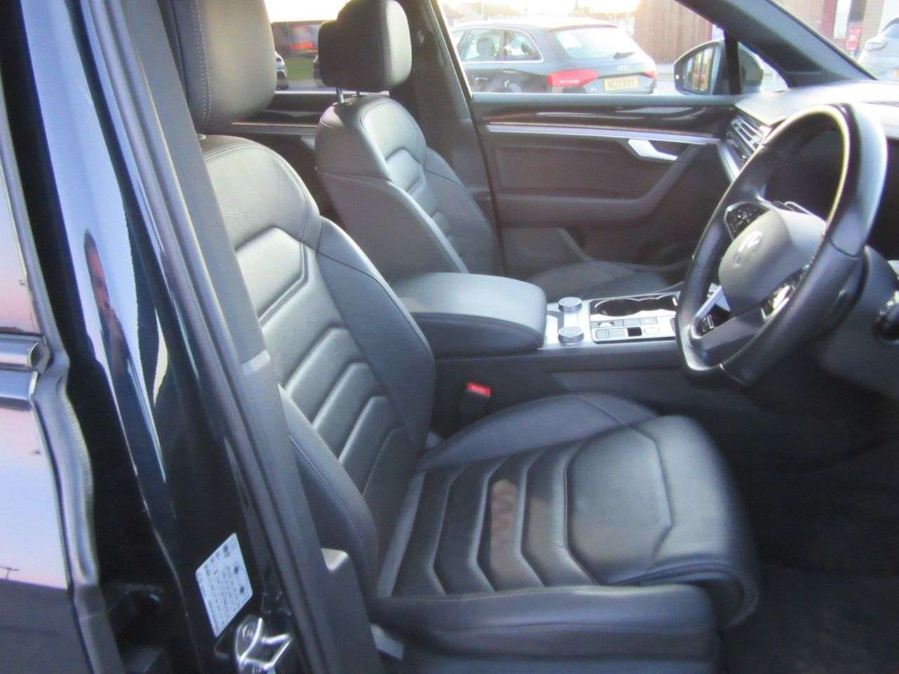 2020 VOLKSWAGEN TOUAREG 2020 VOLKSWAGEN TOUAREG