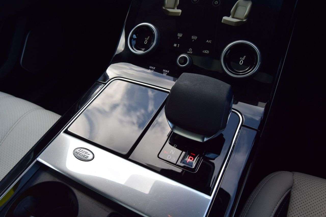 2023 LAND ROVER RANGE ROVER VELAR 2023 LAND ROVER RANGE ROVER VELAR