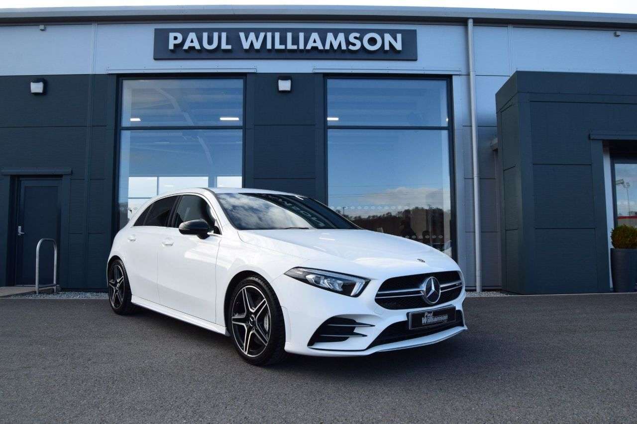 A 2019 MERCEDES-BENZ A-CLASS 2.0 A35 AMG Hatchback 5dr Petrol SpdS DCT 4MATIC Euro 6 (s/s) (306 ps) A 2019 MERCEDES-BENZ A-CLASS 2.0 A35 AMG Hatchback 5dr Petrol SpdS DCT 4MATIC Euro 6 (s/s) (306 ps)