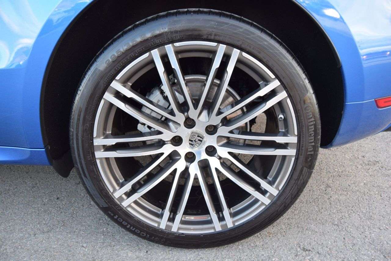 2018 PORSCHE MACAN 2018 PORSCHE MACAN