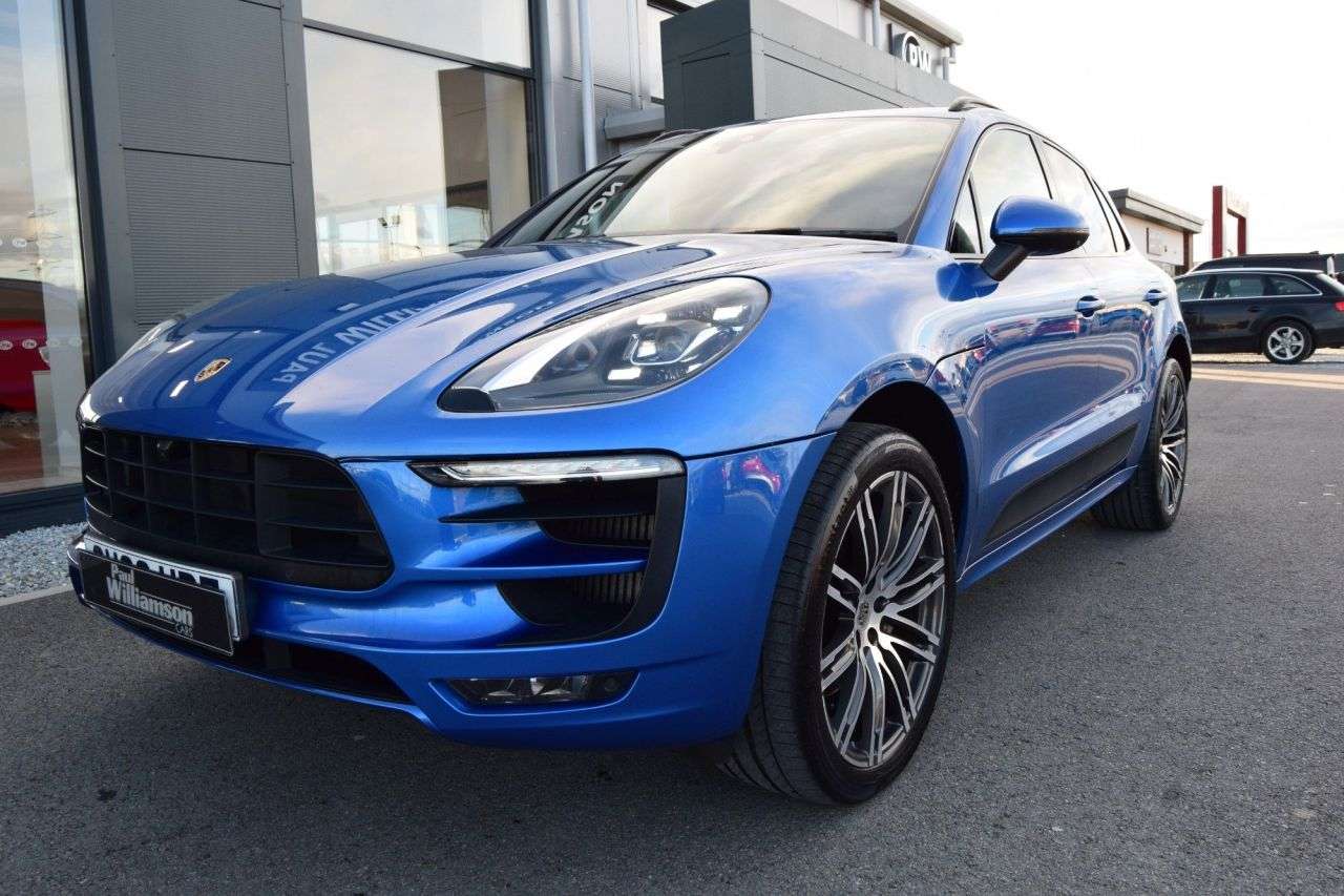 2018 PORSCHE MACAN 2018 PORSCHE MACAN